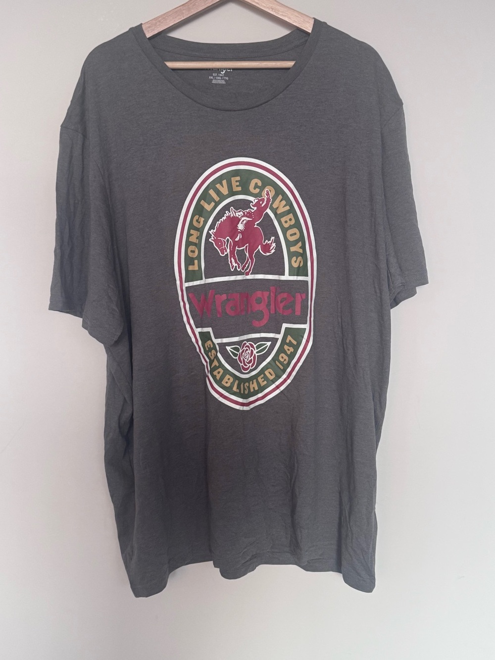 Wrangler Men’s Gray Graphic Tee with Red & Green Logo